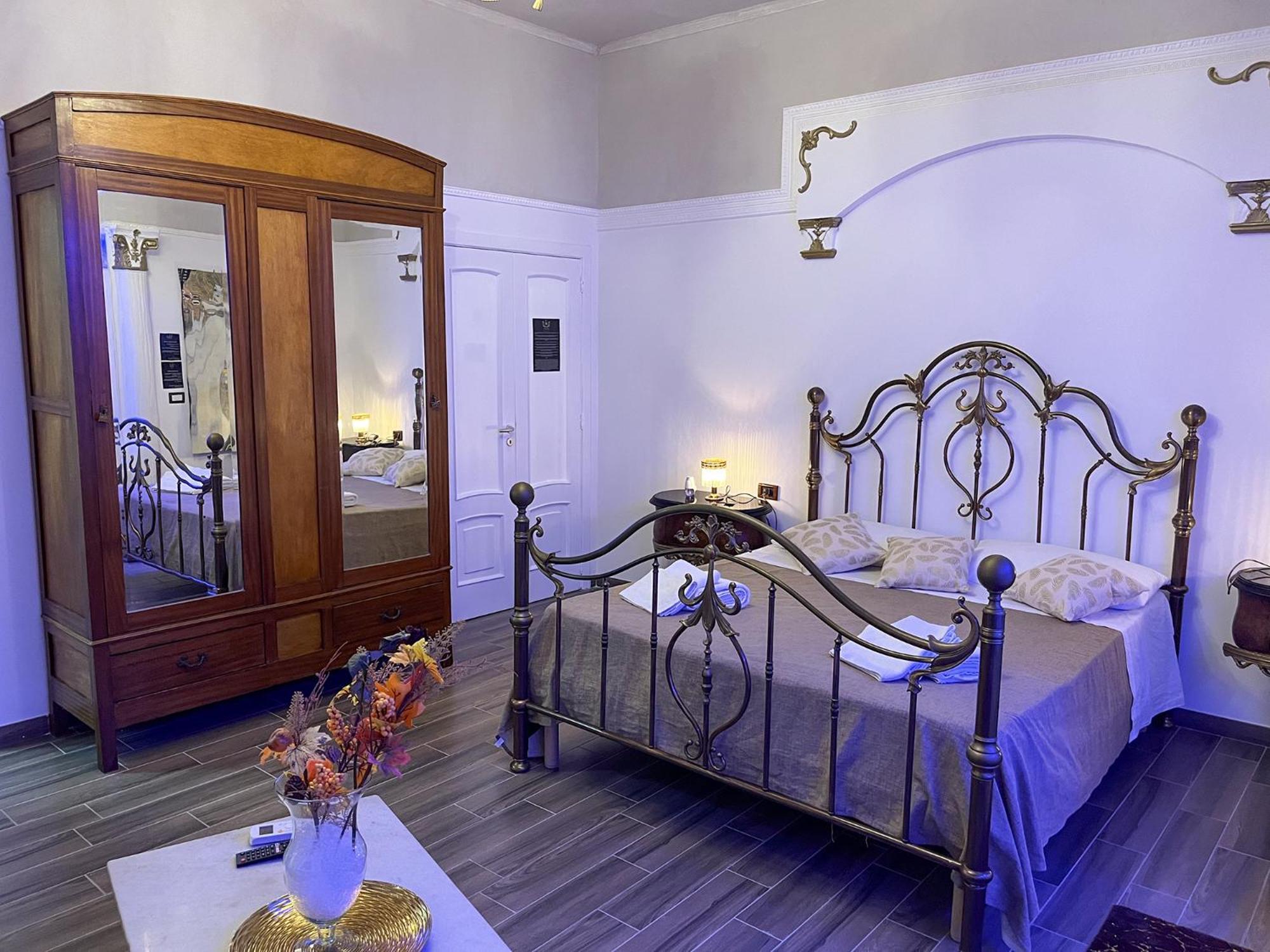 Beb Boreale Hotel Napoli Ngoại thất bức ảnh