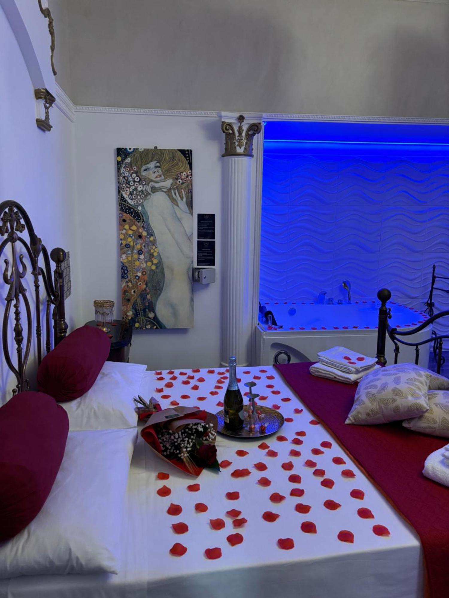 Beb Boreale Hotel Napoli Ngoại thất bức ảnh