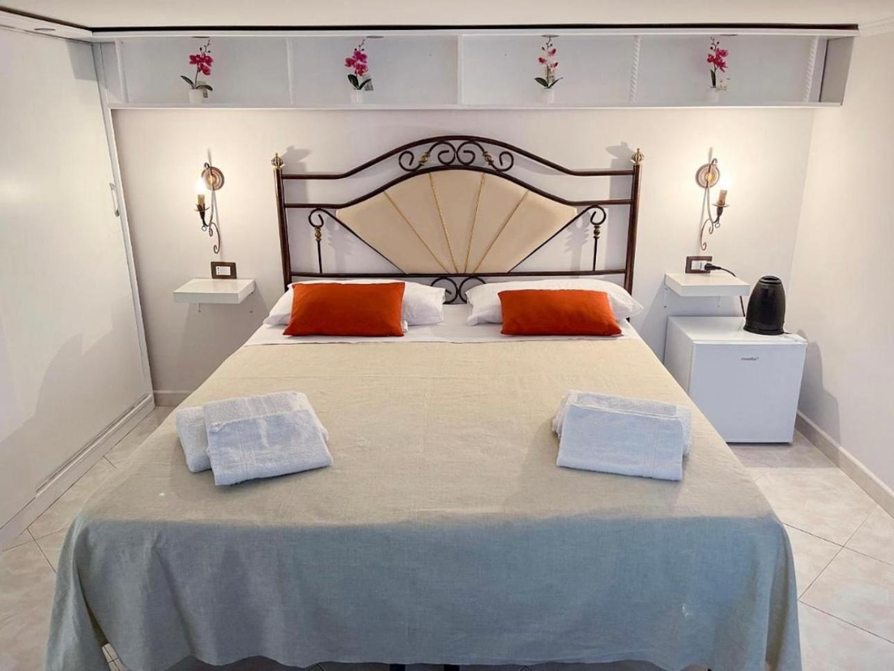 Beb Boreale Hotel Napoli Ngoại thất bức ảnh