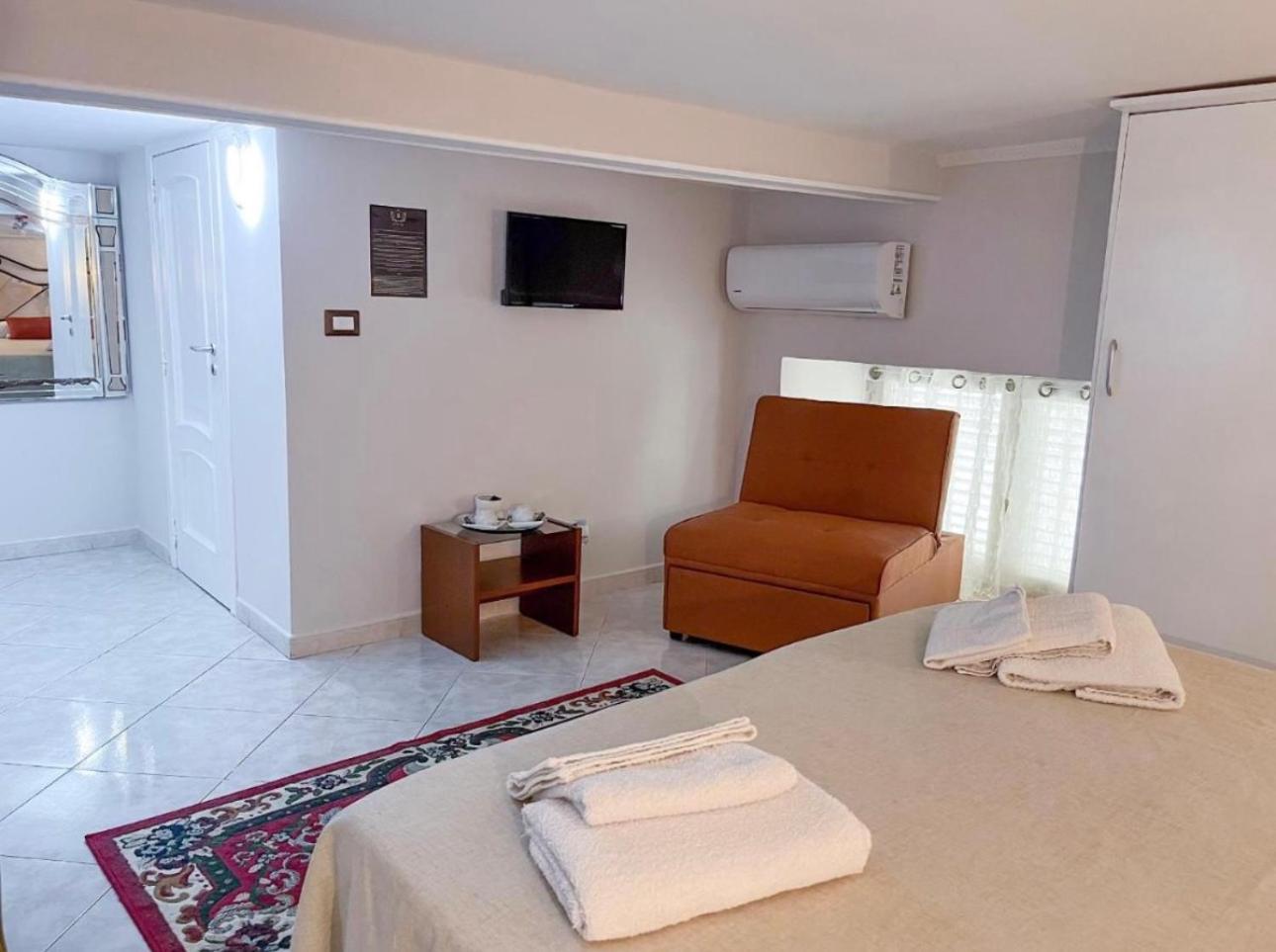 Beb Boreale Hotel Napoli Ngoại thất bức ảnh